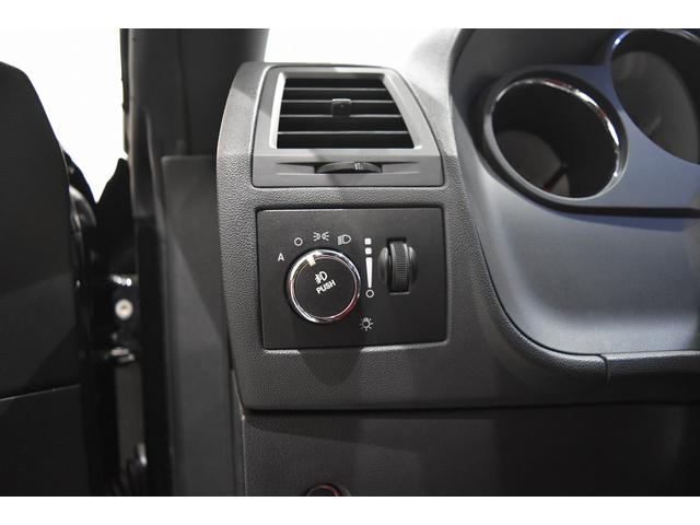 ダッジ・チャレンジャー 392 SRT8 新車並行 サンルーフ パドルシフト レッドハーフレザーシート 純正20インチAW シートヒーター ブレンボブレーキ クルーズコントロール パワーシート 社外ナビ バックカメラ ETC(50枚目)