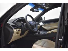 ３ヶ月／６０００ｋｍ保証をベースに、より細やかな１２ヶ月　走行距離無制限有償保証をご用意しております。各地にございます全国のＢＵＢＵ　ＭＩＴＳＵＯＫＡグループまたは、各ディーラーにてサポート致します。 4