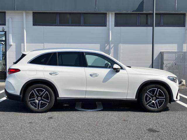 ＧＬＣ２２０ｄ　４Ｍ　ＡＭＧレザーエクスクルーシブＰ　認定・ＡＭＧライン・レザーエクスクルーシブパッケージ・ドライバーズパッケージ・パノラミックスライディングルーフ・全席シートヒーター(5枚目)