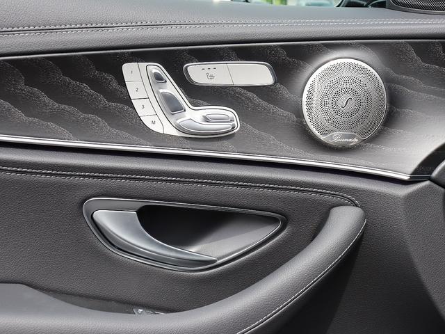 Ｅクラス Ｅ２２０ｄ　スポーツ　認定・ＡＭＧラインインエリアパッケージ・エクスクルーシブパッケージ・パノラミックスライディングルーフ・Ｂｕｒｍｅｓｔｅｒサラウンドサウンドシステム・ヘッドアップディスプレイ（41枚目）