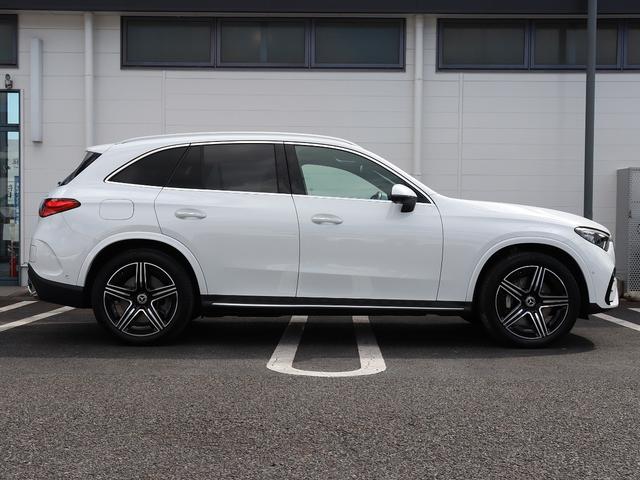 ＧＬＣ ＧＬＣ３５０ｅ４ＭスポツＥＤスタＡＭＧレザエクスクＰ　認定・ＡＭＧレザーエクスクルーシブパッケージ・パノラミックスライディングルーフ・Ｂｕｒｍｅｓｔｅｒサラウンドサウンドシステム・アンビエントライトプレミアム（7枚目）