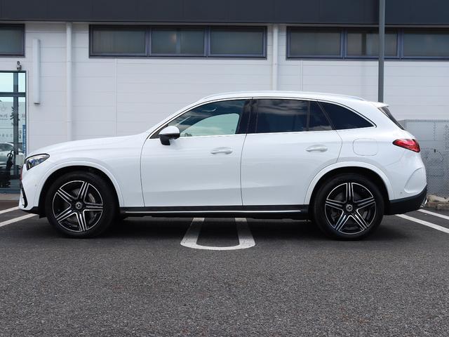 ＧＬＣ ＧＬＣ３５０ｅ４ＭスポツＥＤスタＡＭＧレザエクスクＰ　認定・ＡＭＧレザーエクスクルーシブパッケージ・パノラミックスライディングルーフ・Ｂｕｒｍｅｓｔｅｒサラウンドサウンドシステム・アンビエントライトプレミアム（11枚目）