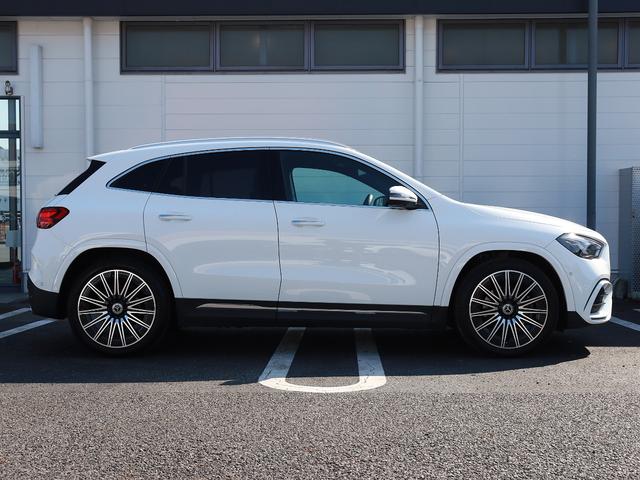 ＧＬＡクラス ＧＬＡ１８０　ＡＭＧラインパッケージ　認定・ＡＭＧラインパッケージ・シートヒーター（運転席・助手席）・メモリー付パワーシート（運転席・助手席）・マルチビームＬＥＤヘッドライト・アダプティブダンピングシステム付サスペンション（7枚目）