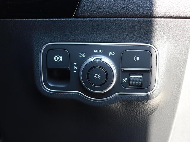 ＧＬＡクラス ＧＬＡ１８０　ＡＭＧラインパッケージ　認定・ＡＭＧラインパッケージ・シートヒーター（運転席・助手席）・メモリー付パワーシート（運転席・助手席）・マルチビームＬＥＤヘッドライト・アダプティブダンピングシステム付サスペンション（36枚目）