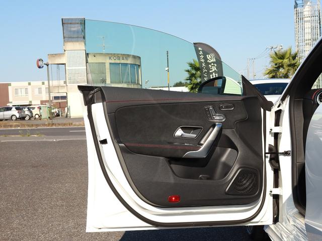 ＣＬＡクラス ＣＬＡ２００ｄ　ＡＭＧラインパッケージ　認定・ＡＭＧラインパッケージ・パノラミックスライディングルーフ・マルチビームＬＥＤヘッドライト・パワーシート（運転席・助手席）・シートヒーター（運転席・助手席）（38枚目）