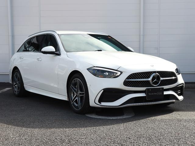 最新鋭設備と機器を導入した専用工場で、メルセデス・ベンツ日本から認定された有資格者と国際認定故障診断士が整備いたします。