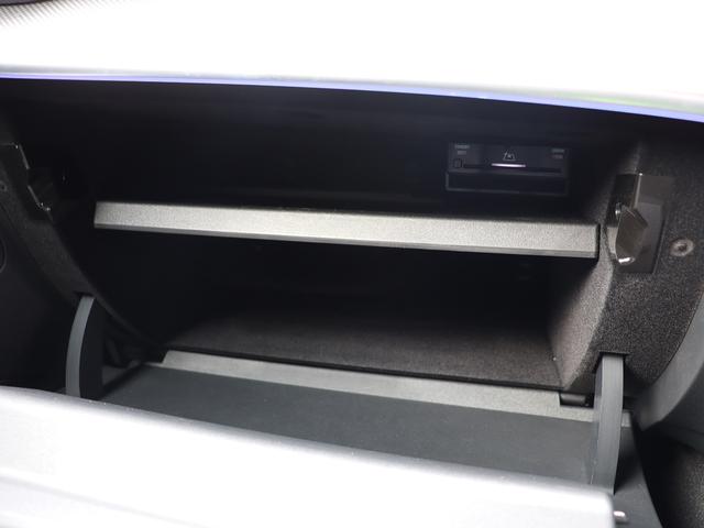 お支払方法には通常ローン、残価型ローン、リースなどをご用意しております。お客様のご希望の方法を担当セールスが詳しくご案内いたします。