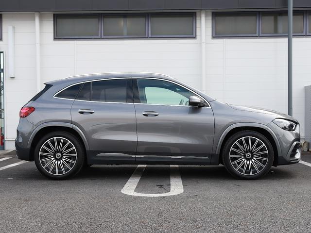 サーティファイドカー・プラスは、保証もメンテナンスもセットにして、月々のお支払いを抑えたサーティファイドカーの賢い買い方です。※詳細車種によって異なります。