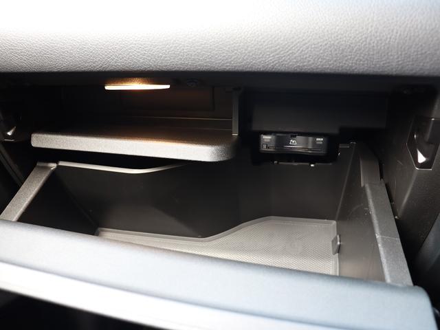 お支払方法には通常ローン、残価型ローン、リースなどをご用意しております。お客様のご希望の方法を担当セールスが詳しくご案内いたします。