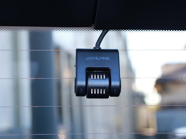 �����Z�f�X�E�x���c�̒�߂錵��������N���A�������Ԃ݂̂����ē����Ă���܂��B�[�ԑO�����̓��[�J�[�K��Ɋ�Â��ő�P�O�O���ڂɂ��y�ԓ_�����n���̃��J�j�b�N�ɂ���čs�����[�Ԃ����Ă��������܂��B