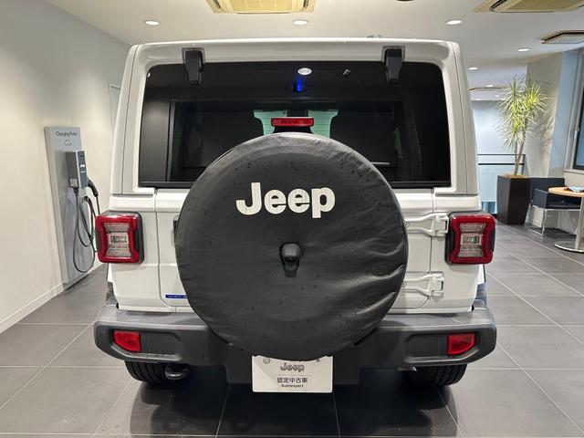 ジープ・ラングラーアンリミテッド サハラ(7枚目)