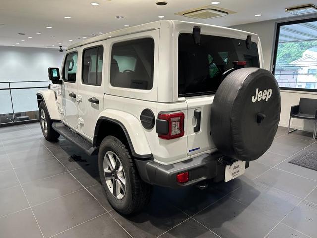 ジープ・ラングラーアンリミテッド サハラ(8枚目)