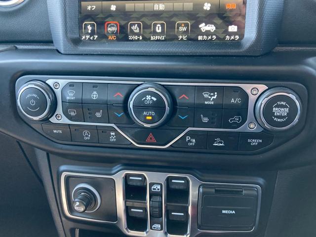 ジープ・ラングラーアンリミテッド サハラ(11枚目)