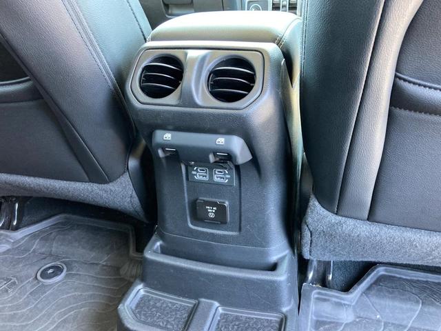 ジープ・ラングラーアンリミテッド サハラ(16枚目)