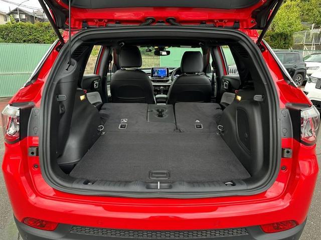 ジープ・コンパス リミテッド　認定中古車　弊社デモカー使用車両　ワンオーナー車　禁煙車　４ＷＤ　新車保証継承　純正ナビ　アイドリングストップ　アダプティブクルーズコントロール　ブラインドスポットモニター　ＥＴＣ２．０（20枚目）
