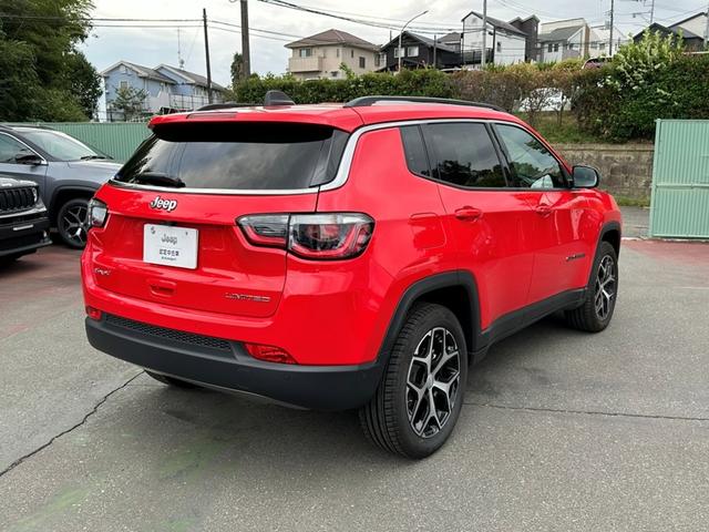 ジープ・コンパス リミテッド　認定中古車　弊社デモカー使用車両　ワンオーナー車　禁煙車　４ＷＤ　新車保証継承　純正ナビ　アイドリングストップ　アダプティブクルーズコントロール　ブラインドスポットモニター　ＥＴＣ２．０（26枚目）