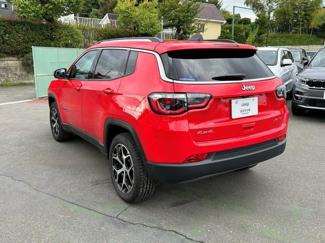 ジープ・コンパス リミテッド　認定中古車　弊社デモカー使用車両　ワンオーナー車　禁煙車　４ＷＤ　新車保証継承　純正ナビ　アイドリングストップ　アダプティブクルーズコントロール　ブラインドスポットモニター　ＥＴＣ２．０（29枚目）