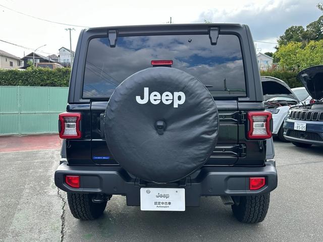 ジープ・ラングラーアンリミテッド スポーツ　認定中古車　弊社デモカー使用車両　ワンオーナー車　禁煙車　新車保証継承　４ＷＤ　純正ナビ　アイドリングストップ　アダプティブクルーズコントロール　ブラインドスポットモニター　ＥＴＣ２．０（29枚目）
