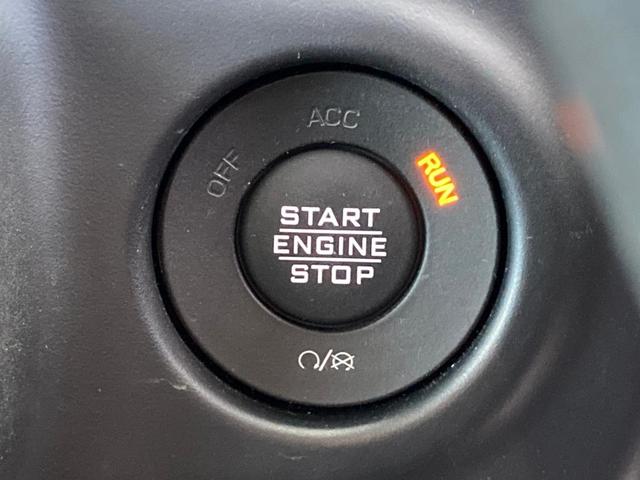 ジープ・ラングラーアンリミテッド サハラ(12枚目)