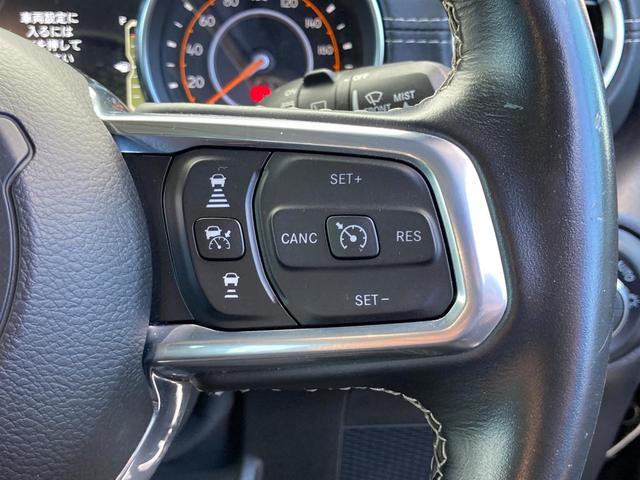 ジープ・ラングラーアンリミテッド サハラ(13枚目)