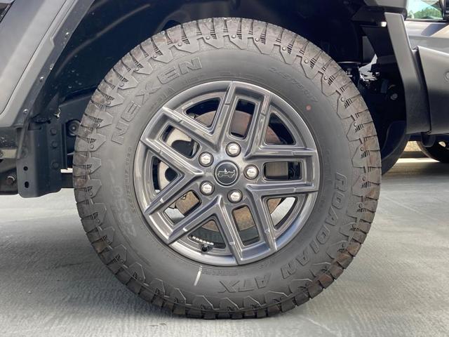 ジープ・ラングラーアンリミテッド スポーツ(18枚目)