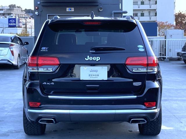ジープ・グランドチェロキー サミット　認定中古車　ワンオーナー車　禁煙車　４ＷＤ　前型モデル　最上位グレード　Ｓｕｍｍｉｔ　純正ナビ　アイドリングストップ　シートヒーター　ベンチレーション　エアサス　パドルシフト　ＥＴＣ２．０（28枚目）