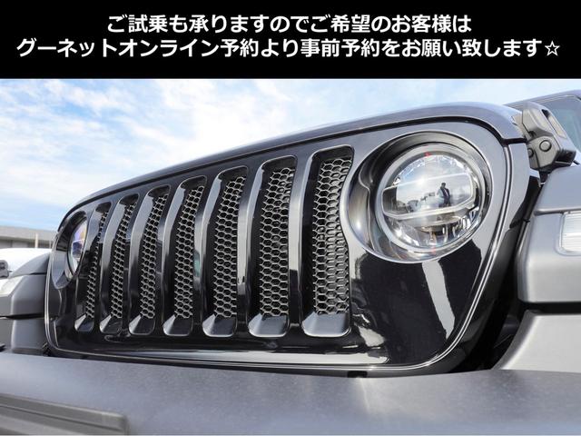 ジープ・グランドチェロキー サミット　認定中古車　ワンオーナー車　禁煙車　４ＷＤ　前型モデル　最上位グレード　Ｓｕｍｍｉｔ　純正ナビ　アイドリングストップ　シートヒーター　ベンチレーション　エアサス　パドルシフト　ＥＴＣ２．０（47枚目）