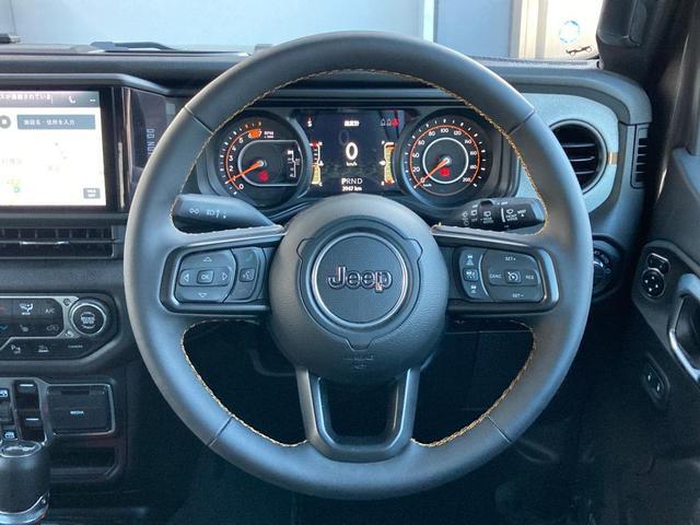 ジープ・ラングラーアンリミテッド スポーツ 認定中古車 弊社デモカー使用車両 禁煙車 4WD MY24 12.3インチタッチパネルモニター アイシン製ナビシステム シートヒーター アルパイン製スピーカー アダプティブクルーズコントロール(6枚目)