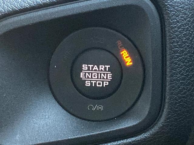 ジープ・ラングラーアンリミテッド スポーツ 認定中古車 弊社デモカー使用車両 禁煙車 4WD MY24 12.3インチタッチパネルモニター アイシン製ナビシステム シートヒーター アルパイン製スピーカー アダプティブクルーズコントロール(13枚目)