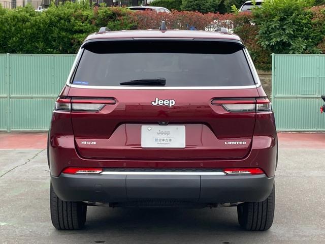 ジープ・グランドチェロキーＬ リミテッド　認定中古車　弊社デモカー使用車両　禁煙車　新車保証継承　純正ナビ　アイドリングストップ　サンルーフ　シートヒーター／ベンチレーション　アダプティブクルーズコントロール　ブラインドスポットモニター（10枚目）