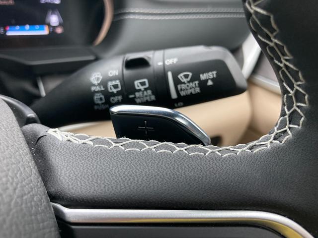 ジープ・グランドチェロキーＬ リミテッド　認定中古車　弊社デモカー使用車両　禁煙車　新車保証継承　純正ナビ　アイドリングストップ　サンルーフ　シートヒーター／ベンチレーション　アダプティブクルーズコントロール　ブラインドスポットモニター（28枚目）