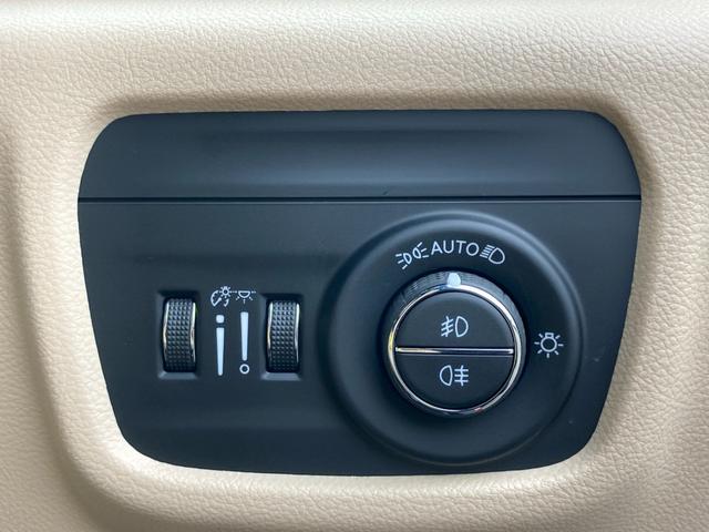 ジープ・グランドチェロキーＬ リミテッド　認定中古車　弊社デモカー使用車両　禁煙車　新車保証継承　純正ナビ　アイドリングストップ　サンルーフ　シートヒーター／ベンチレーション　アダプティブクルーズコントロール　ブラインドスポットモニター（33枚目）