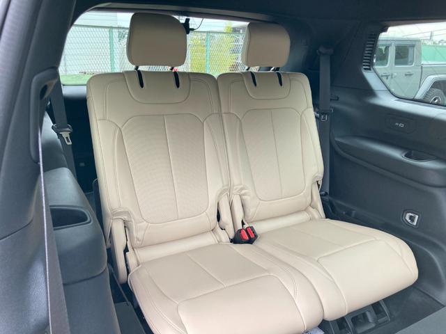 ジープ・グランドチェロキーＬ リミテッド　認定中古車　弊社デモカー使用車両　禁煙車　新車保証継承　純正ナビ　アイドリングストップ　サンルーフ　シートヒーター／ベンチレーション　アダプティブクルーズコントロール　ブラインドスポットモニター（44枚目）
