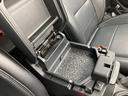 サハラ　認定中古車　弊社オーナー様下取り車両　ワンオーナー車　禁煙車　４ＷＤ　新車保証継承　認定中古車保証１年　アダプティブクルーズコントロール　ブラインドスポットモニター　アイドリングストップ　ＥＴＣ２．０（31枚目）
