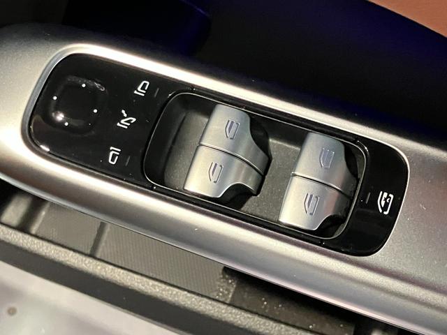Ｃクラス Ｃ２２０ｄアバンギャルド　ＡＭＧラインパッケージ　認定中古車　ＡＭＧラインＰ　ベーシックＰ　全周囲カメラ　ドライバーズＰ　ＡＴ　オートライト　ＬＥＤヘッドランプ　スマートキー　アイドリングストップ　電動格納ミラー　シートヒーター　ＭＰ２０２４０１（13枚目）