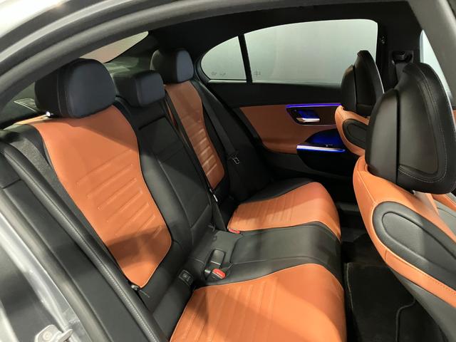 Ｃクラス Ｃ２２０ｄアバンギャルド　ＡＭＧラインパッケージ　認定中古車　ＡＭＧラインＰ　ベーシックＰ　全周囲カメラ　ドライバーズＰ　ＡＴ　オートライト　ＬＥＤヘッドランプ　スマートキー　アイドリングストップ　電動格納ミラー　シートヒーター　ＭＰ２０２４０１（15枚目）