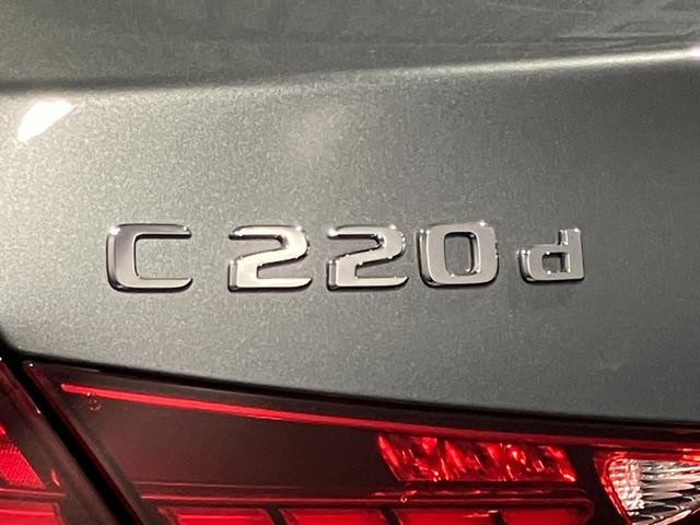 Ｃクラス Ｃ２２０ｄアバンギャルド　ＡＭＧラインパッケージ　認定中古車　ＡＭＧラインＰ　ベーシックＰ　全周囲カメラ　ドライバーズＰ　ＡＴ　オートライト　ＬＥＤヘッドランプ　スマートキー　アイドリングストップ　電動格納ミラー　シートヒーター　ＭＰ２０２４０１（34枚目）