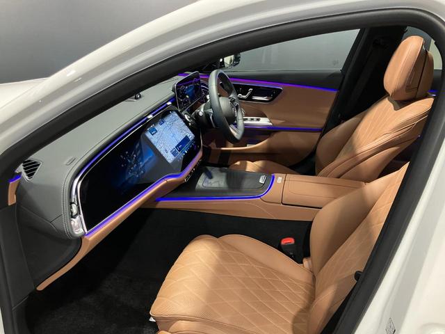 Ｅクラスステーションワゴン Ｅ２００ステーションワゴンアバギャルドＡＭＧラインＰ　認定中古車　クリアランスソナー　オートクルーズコントロール　衝突被害軽減システム　ＬＥＤヘッドランプ　ヘッドライトウォッシャー　サンルーフ　パワーシート　電動格納ミラー　ＭＰ２０２４０１（55枚目）