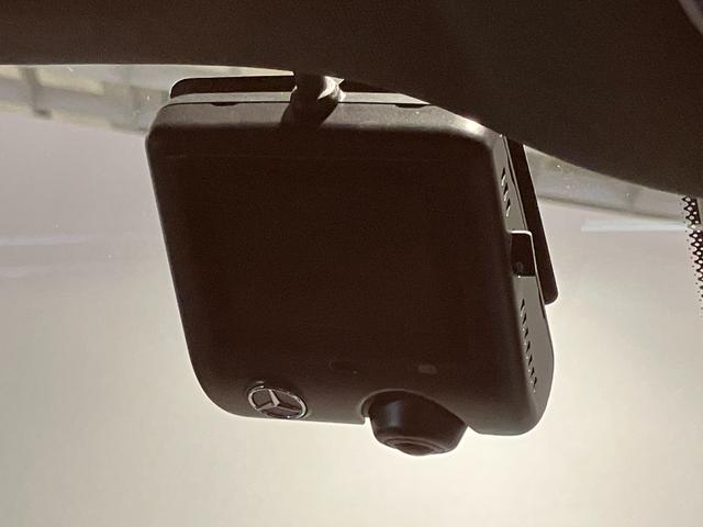 ＥＱＥ ＳＵＶ ＥＱＥ３５０　４マチック　ＳＵＶ　ＡＭＧラインパケジ　認定中古車　４ＷＤ　ドライブレコーダー　全周囲カメラ　クリアランスソナー　パワーシート　サンルーフ　アルミホイール　電動格納ミラー　シートヒーター　シートエアコン　ＭＰ２０２４０１（11枚目）