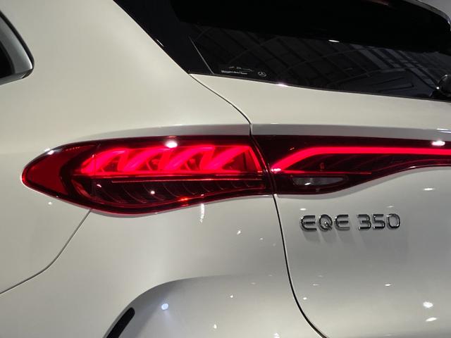 ＥＱＥ ＳＵＶ ＥＱＥ３５０　４マチック　ＳＵＶ　ＡＭＧラインパケジ　認定中古車　４ＷＤ　ドライブレコーダー　全周囲カメラ　クリアランスソナー　パワーシート　サンルーフ　アルミホイール　電動格納ミラー　シートヒーター　シートエアコン　ＭＰ２０２４０１（30枚目）