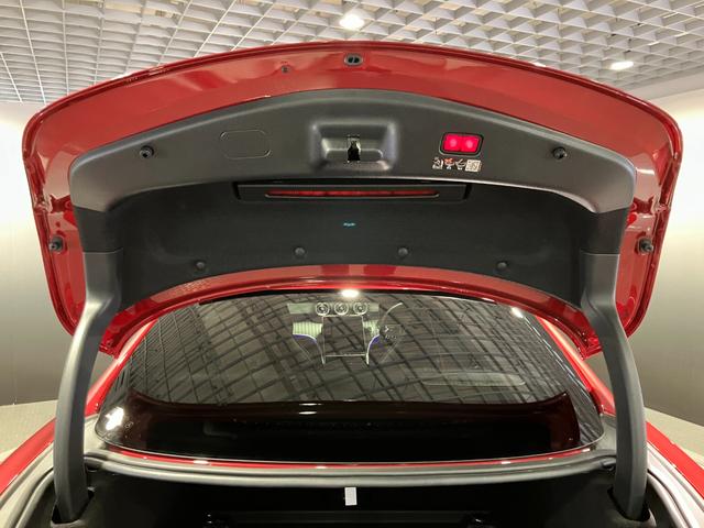 ＣＬＥ ＣＬＥ２００　クーペ　スポーツ　認定中古車　パノラミックＳ／Ｒ　サイドカメラ　ナビ　オートクルーズコントロール　衝突被害軽減システム　ＡＴ　ＬＥＤヘッドランプ　キーレスエントリー　電動格納ミラー　パワーシート　ＭＰ２０２４０１（51枚目）