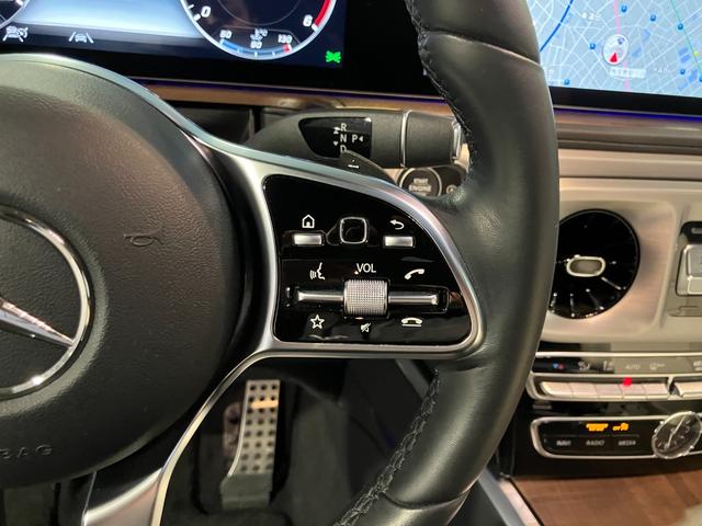 Ｇクラス Ｇ４００ｄ　認定中古車　４ＷＤ　左ハンドル　ＥＴＣ　全周囲カメラ　クリアランスソナー　オートクルーズコントロール　レーンアシスト　パワーシート　衝突被害軽減システム　サンルーフ　オートライト　ＭＰ２０２１０１（13枚目）
