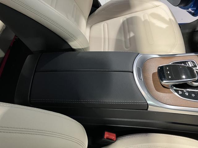 Ｇクラス Ｇ４００ｄ　認定中古車　４ＷＤ　左ハンドル　ＥＴＣ　全周囲カメラ　クリアランスソナー　オートクルーズコントロール　レーンアシスト　パワーシート　衝突被害軽減システム　サンルーフ　オートライト　ＭＰ２０２１０１（34枚目）