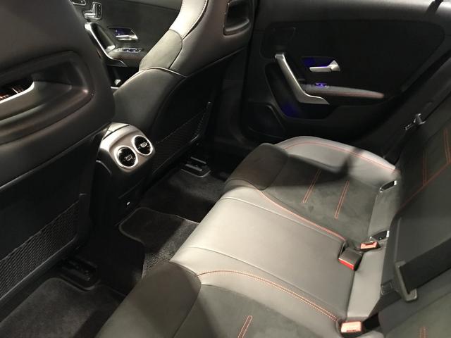 Ａクラス Ａ２００ｄ　ＡＭＧラインパッケージ　サイドカメラ　クリアランスソナー　オートクルーズコントロール　アルミホイール　オートライト　ＬＥＤヘッドランプ　サンルーフ　スマートキー　アイドリングストップ　ＡＴ　盗難防止システム　ＡＢＳ　ＥＳＣ（48枚目）