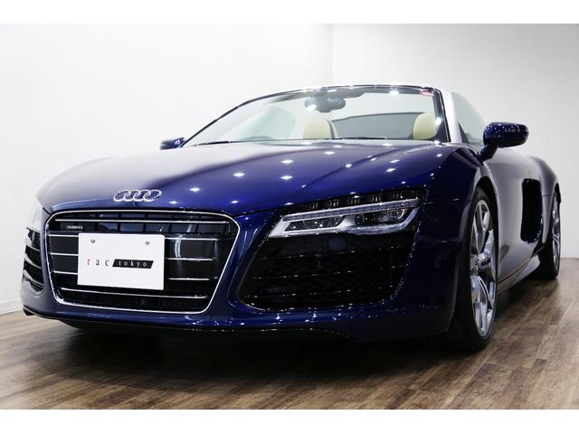 ベースグレード 右ハンドル V10 後期型 Sトロニック DCT マグネティックライドサス カーボンデコラティブパネル シートヒーター バックカメラ 2トーンレザー ナビ地デジ バックカメラ(2枚目)