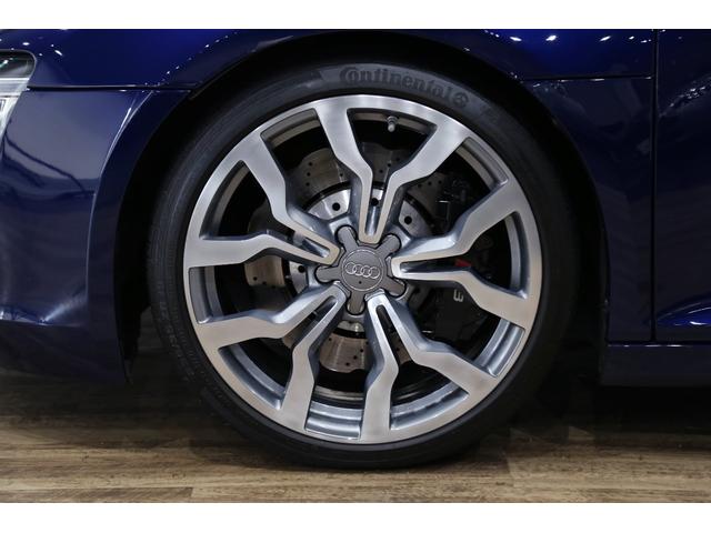 ベースグレード 右ハンドル V10 後期型 Sトロニック DCT マグネティックライドサス カーボンデコラティブパネル シートヒーター バックカメラ 2トーンレザー ナビ地デジ バックカメラ(5枚目)