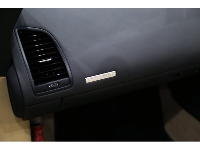 ベースグレード 右ハンドル V10 後期型 Sトロニック DCT マグネティックライドサス カーボンデコラティブパネル シートヒーター バックカメラ 2トーンレザー ナビ地デジ バックカメラ(19枚目)