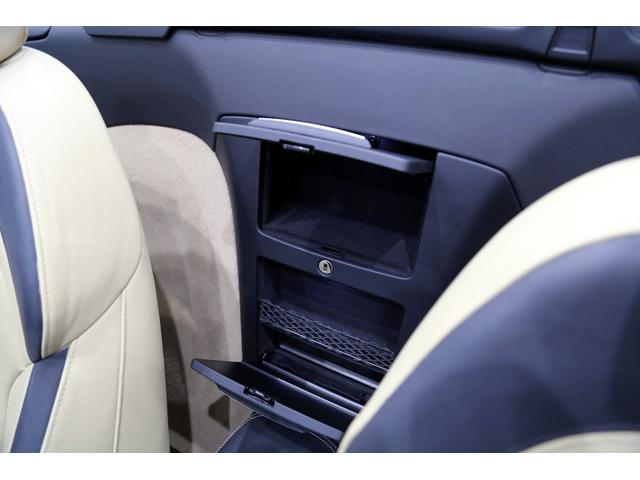 ベースグレード 右ハンドル V10 後期型 Sトロニック DCT マグネティックライドサス カーボンデコラティブパネル シートヒーター バックカメラ 2トーンレザー ナビ地デジ バックカメラ(24枚目)