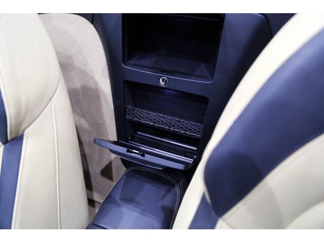 ベースグレード 右ハンドル V10 後期型 Sトロニック DCT マグネティックライドサス カーボンデコラティブパネル シートヒーター バックカメラ 2トーンレザー ナビ地デジ バックカメラ(25枚目)