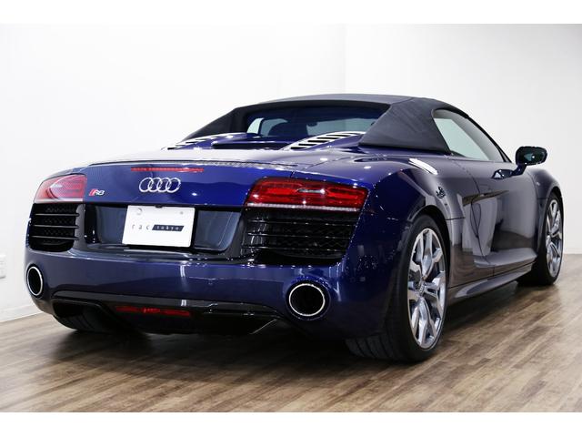 ベースグレード 右ハンドル V10 後期型 Sトロニック DCT マグネティックライドサス カーボンデコラティブパネル シートヒーター バックカメラ 2トーンレザー ナビ地デジ バックカメラ(39枚目)